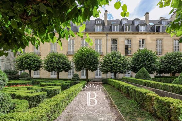 Paris 3ème, Appartement 3 Chambres -  124 m² à vendre