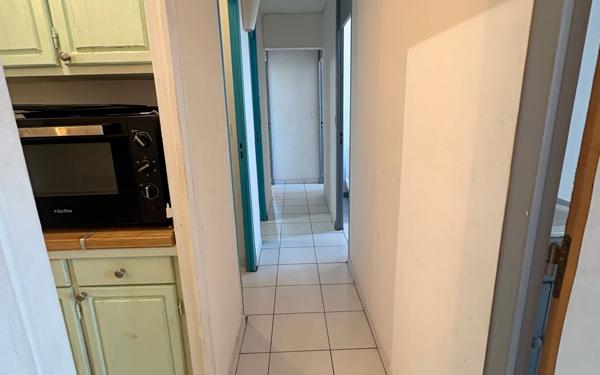 Appartement à vendre    4 pièces • 77 m2 Pointe-à-Pitre