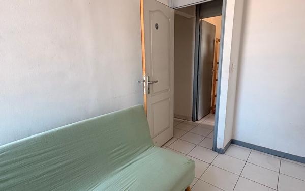 Appartement à vendre    4 pièces • 77 m2 Pointe-à-Pitre