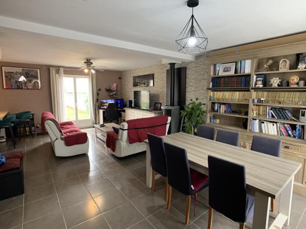 Maison
                                                                                                                                                                                                                                                                                                                        6 pièce(s)                                                                                                                                                                                                          4 chambre(s)                                                                                                                                                                                                          113.08  m²