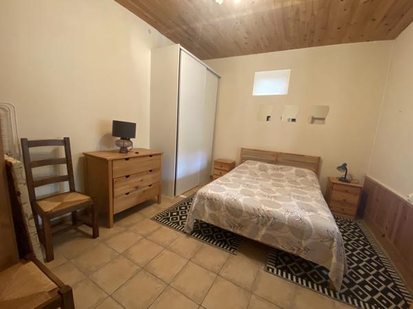 Charmante maison de plain-pied au cœur de Nanteuil-en-Vallée