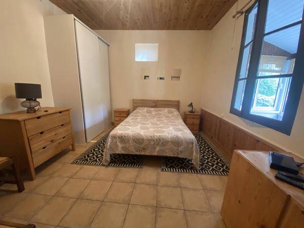 Charmante maison de plain-pied au cœur de Nanteuil-en-Vallée