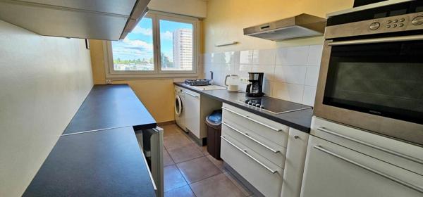 Appartement à vendre    4 pièces • 88,79 m2 Poitiers