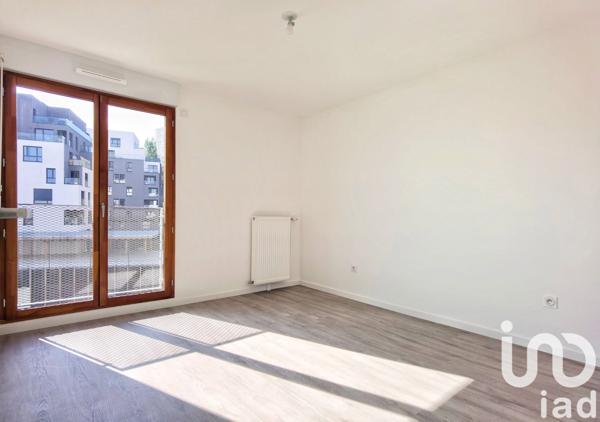 Location appartement 3 pièces 62 m² Rosny-sous-Bois