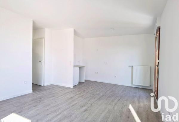 Location appartement 3 pièces 62 m² Rosny-sous-Bois