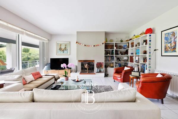 Urrugne, Maison 5 Chambres -  238 m² à vendre