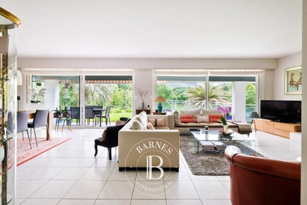 Urrugne, Maison 5 Chambres -  238 m² à vendre