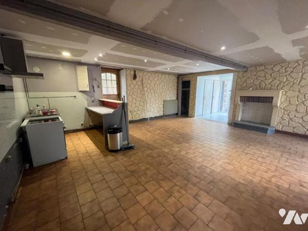 MAISON HABITATION - 2 CHAMBRES - CENTRE VILLE - 94m²