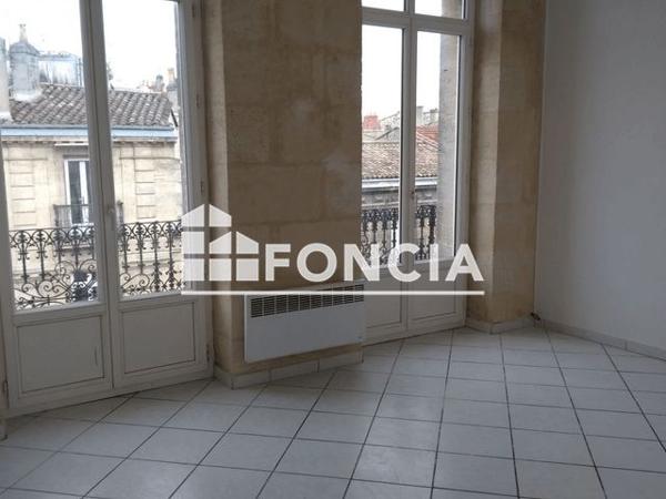 Location Appartement 3 pièces 56 m² - 28 RUE GASPARD PHILIPPE Bordeaux 33000