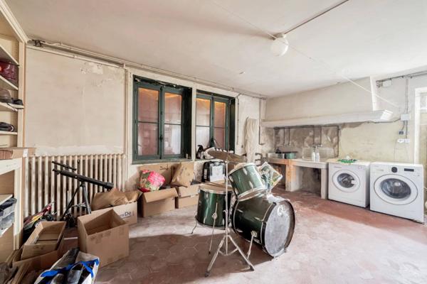 Maison de Maître au cœur de Meaux + Dépendances