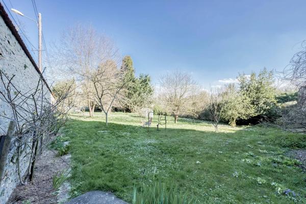 Maison de Maître au cœur de Meaux + Dépendances