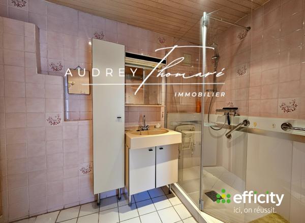 Maison
         5 pièces
        - 87 m² Exclusivité 140 000 € *