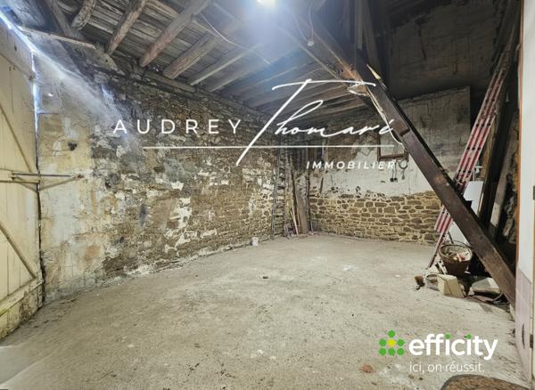 Maison
         5 pièces
        - 87 m² Exclusivité 140 000 € *