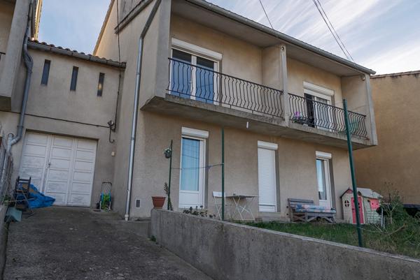 LIMOUX – CARCASSONNE – Ensemble de deux maisons T4 94m² (75m² hab. chacune) avec jardin et garage
