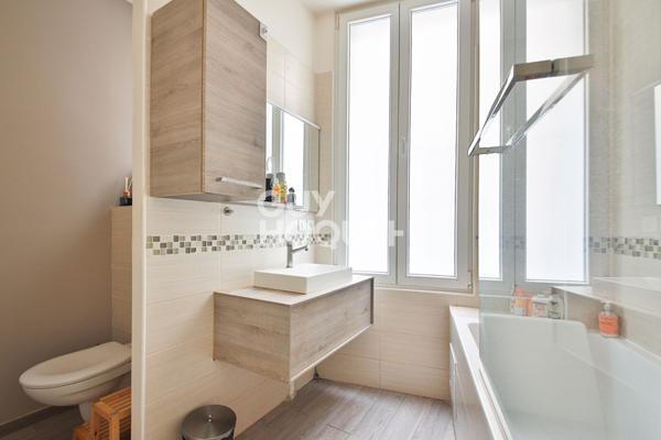 Appartement 3 pièces en rez-de-cour PARIS 15