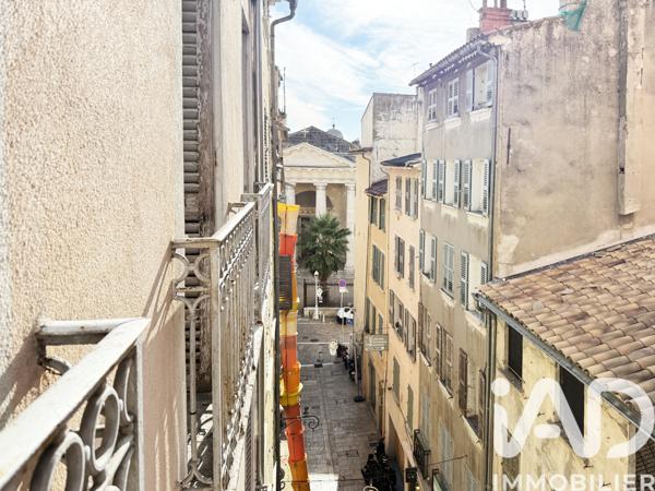 Location appartement 2 pièces 44 m² Toulon