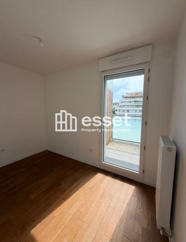 Location Appartement 4 pièces 76.4 m² - Rueil-malmaison 92500