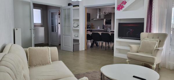 Maison plain pied 5 pièces avec double garage