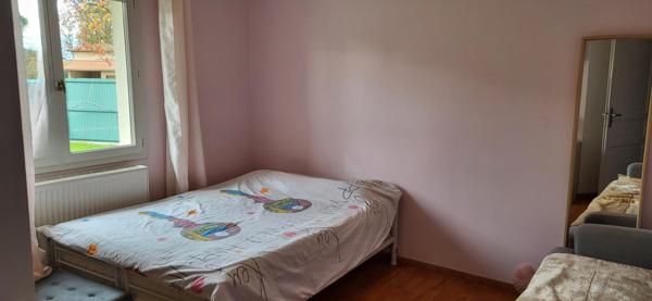 Maison plain pied 5 pièces avec double garage