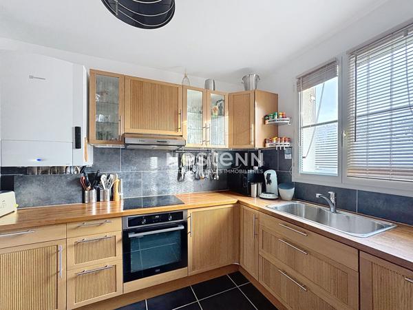 Maison Domont 6 pièces principales 88 m² habitables - 4 chambres et édifiée sur 206 m² de terrain avec garage