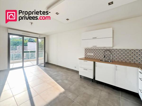 Vence  Appartement T3 lumineux avec terrasse et garage