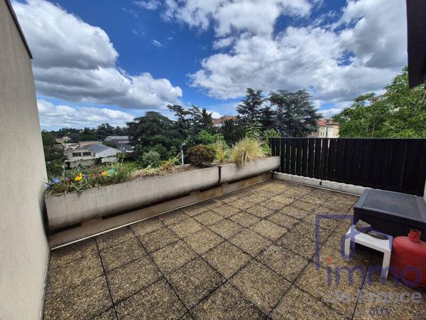 Appartement 6 pièces                                        - 42400 Saint-Chamond Réf : 2854-CIFVFOREZVELAY