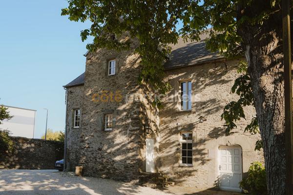 Vente
                Maison228 m² - 9 Pièces -
                    SAINT LO (50000)