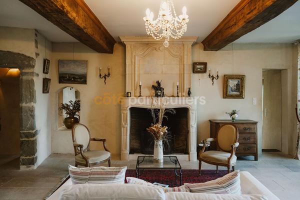 Vente
                Maison228 m² - 9 Pièces -
                    SAINT LO (50000)