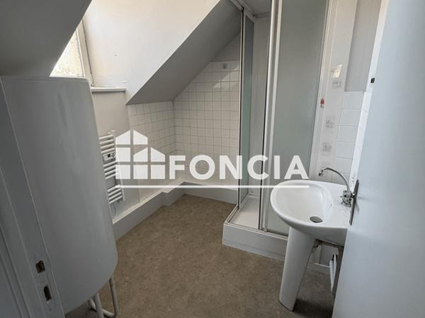 Location Appartement 2 pièces 38.2 m² - 57 RUE DE LA GARE Flers 61100