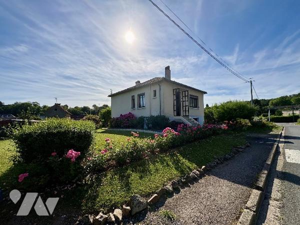 Pavillon 2 chambres sous-sol complet