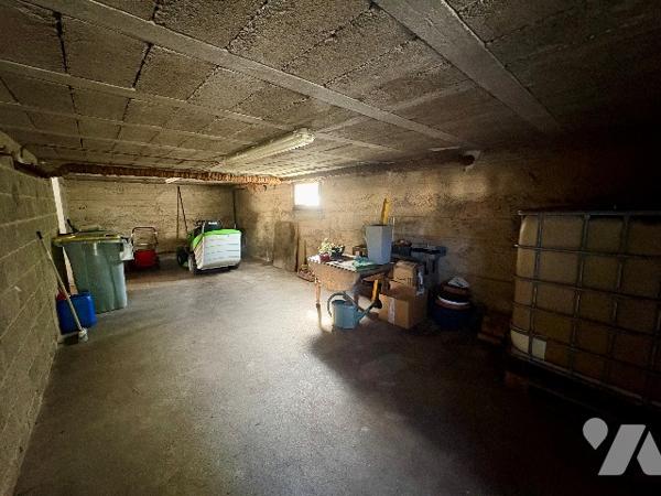 Pavillon 2 chambres sous-sol complet