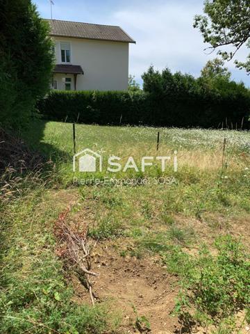 Terrain constructible de 935m2