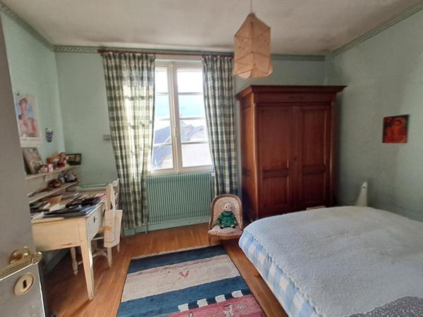 Maison  7 pièce(s) 177 m2