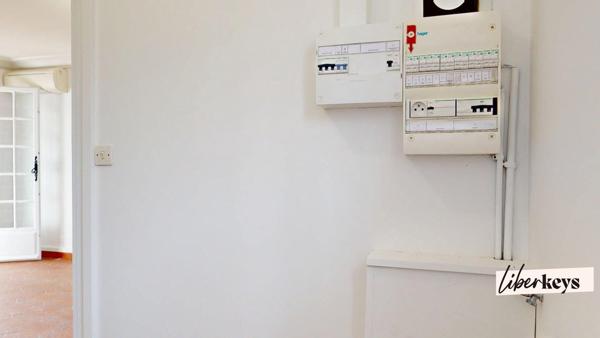 Grande Maison - avec appartement indépendant  sur 800 m² clos, quartier recherché à Draguignan.