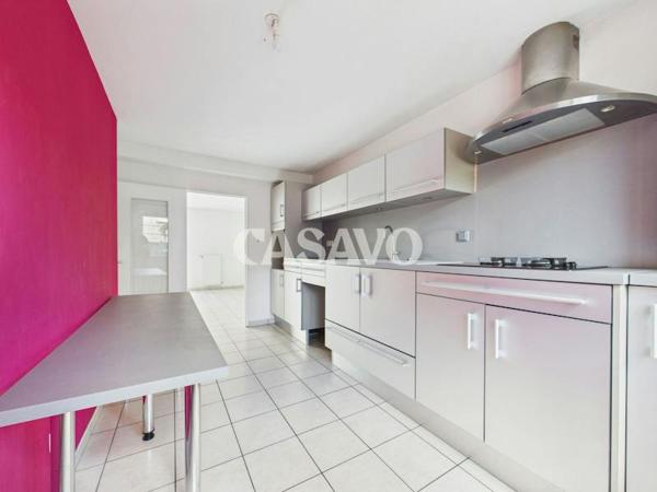Vente Maison 4 pièces de 89m² - 69200 Vénissieux