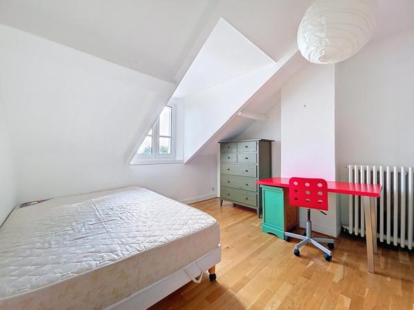 MAISON 5 CHAMBRES + SOUS SOL TOTAL + JARDIN