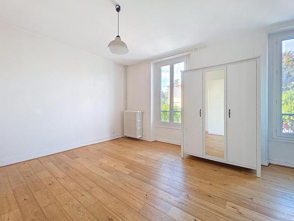 MAISON 5 CHAMBRES + SOUS SOL TOTAL + JARDIN