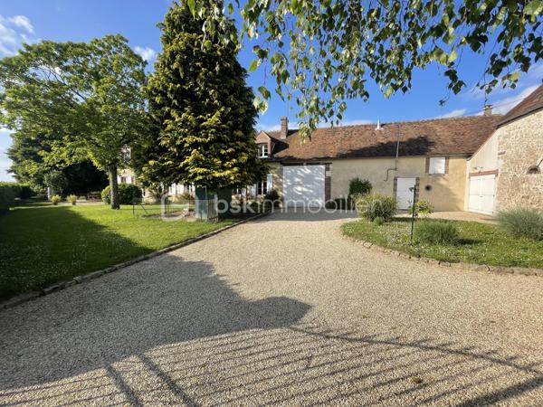 Corps de ferme de 200 m²