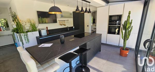 Maison à vendre 8 pièces 242 m² Tourves