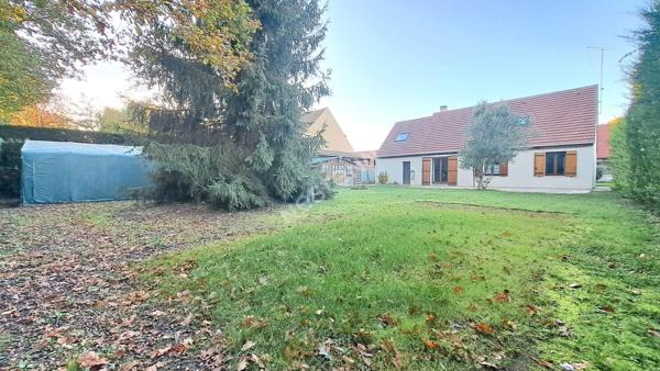 SEUGY MAISON 4 CHAMBRES BEAU TERRAIN