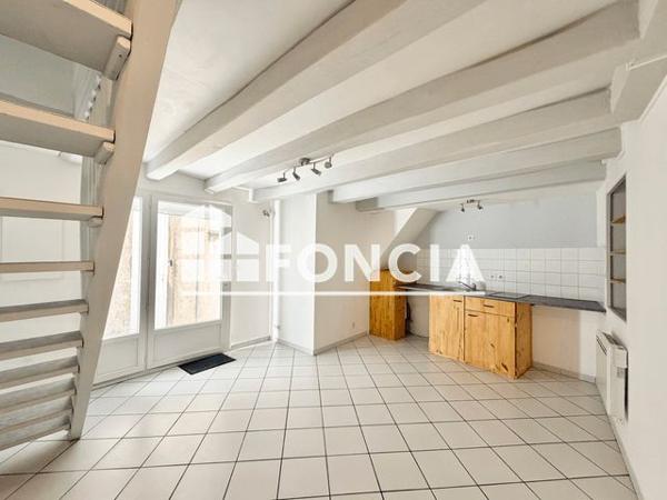 Location Maison 2 pièces 31.71 m² - 12 rue Saint Pierre Cholet 49300