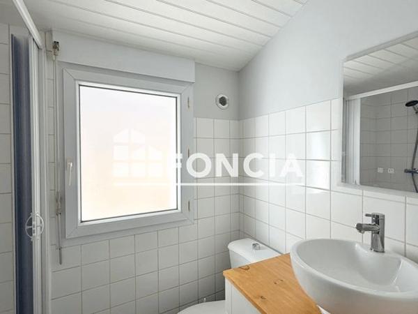 Location Maison 2 pièces 31.71 m² - 12 rue Saint Pierre Cholet 49300