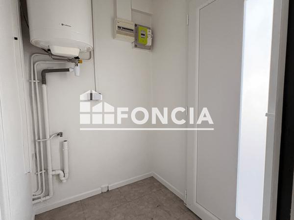 Location Studio meublé 23.15 m² - 16 BIS RUE LOUIS DE MONTCALM Quimper 29000