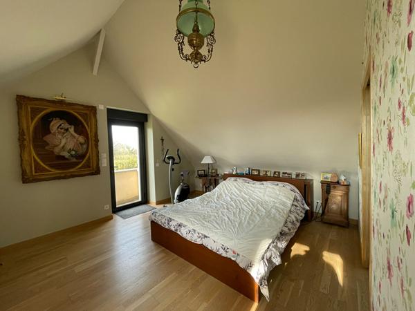 Grande Maison de Caractère Rénovée avec Piscine - ECOUFLANT BOURG