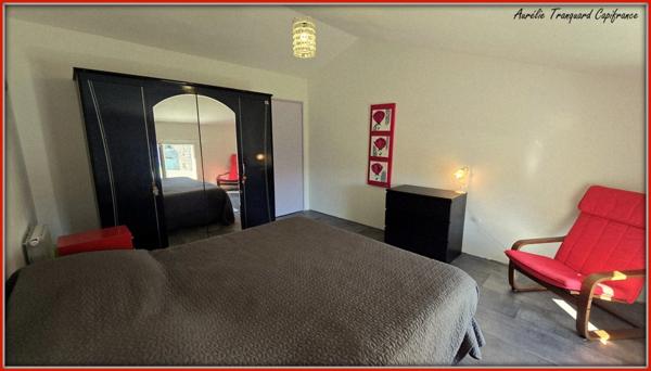 Maison à vendre 6 pièces proche de AULNAY (17), vie PLAIN PIED avec DEPENDANCE environ 100m²