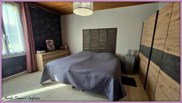 Maison à vendre 6 pièces proche de AULNAY (17), vie PLAIN PIED avec DEPENDANCE environ 100m²