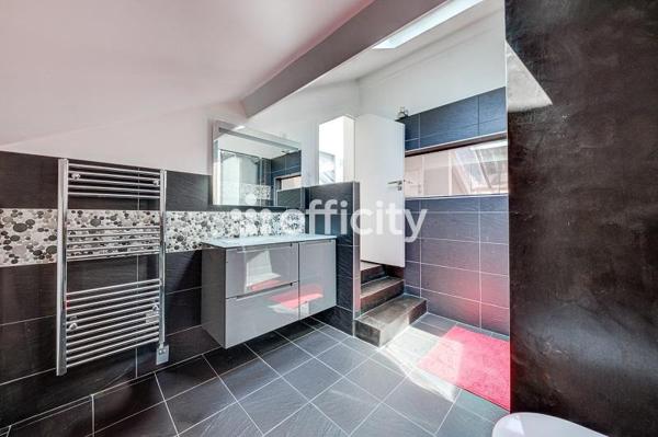 Maison 7 pièces - 335 m² Bien prestige