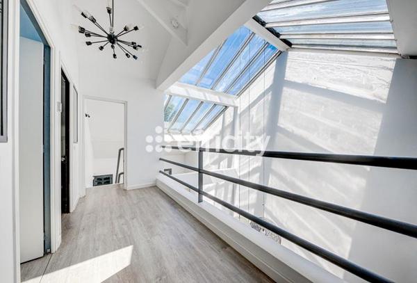 Maison 7 pièces - 335 m² Bien prestige