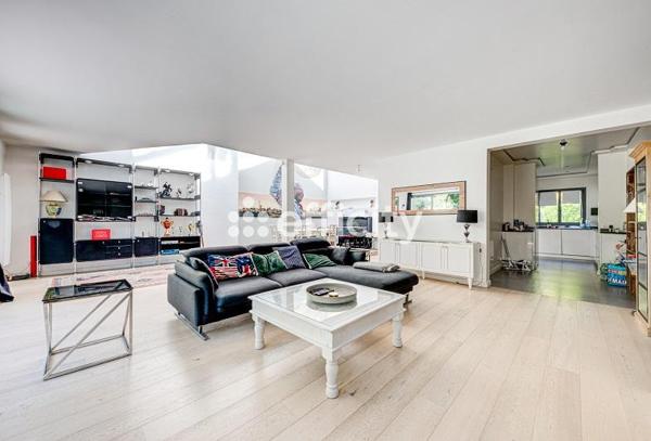 Maison 7 pièces - 335 m² Bien prestige