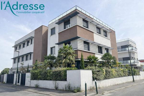 Immeuble Noisy Le Grand 2643 m2